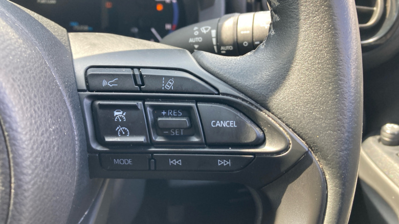 Toyota Yaris Cross 1.5 Hybrid Design 5dr CVT Hybrid Estate